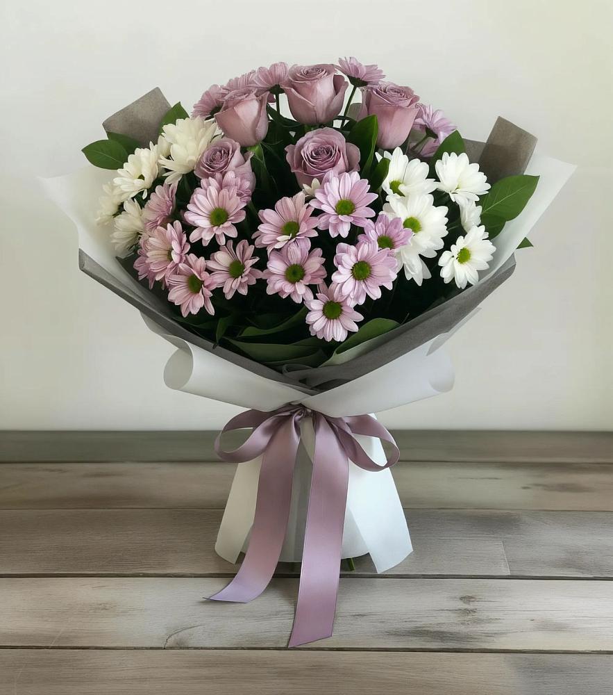 Букет цветов из: Хризантемы и Розы в Верхнебаканский