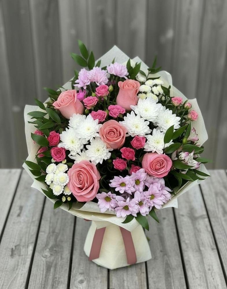 Букет цветов из: Альстромерии, Гвоздики, Розы и Хризантемы в Верхнебаканский