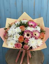 Букет цветов из:  Розы, Герберы и Хризантемы в Верхнебаканский