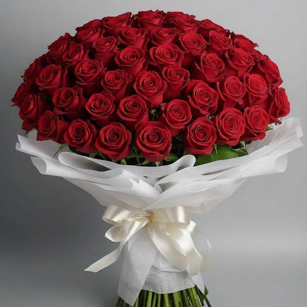Букет 101 Красная роза Блэк Мэджик в Верхнебаканский
