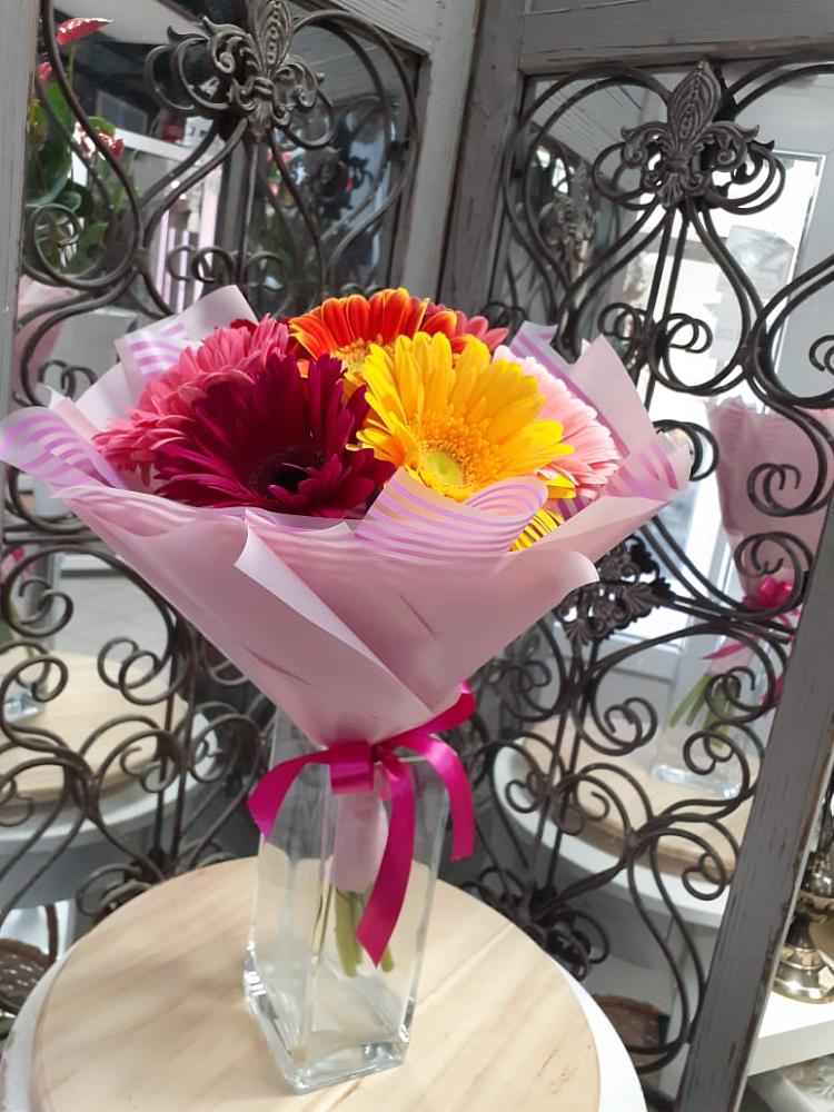 Букет цветов из: Герберы в Верхнебаканский