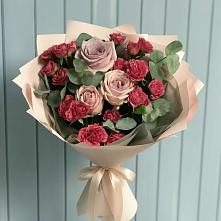 Букет цветов из:  Гвоздики и Розы в Верхнебаканский