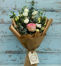 Букет цветов из:  Розы и Лизиантусы в Верхнебаканский