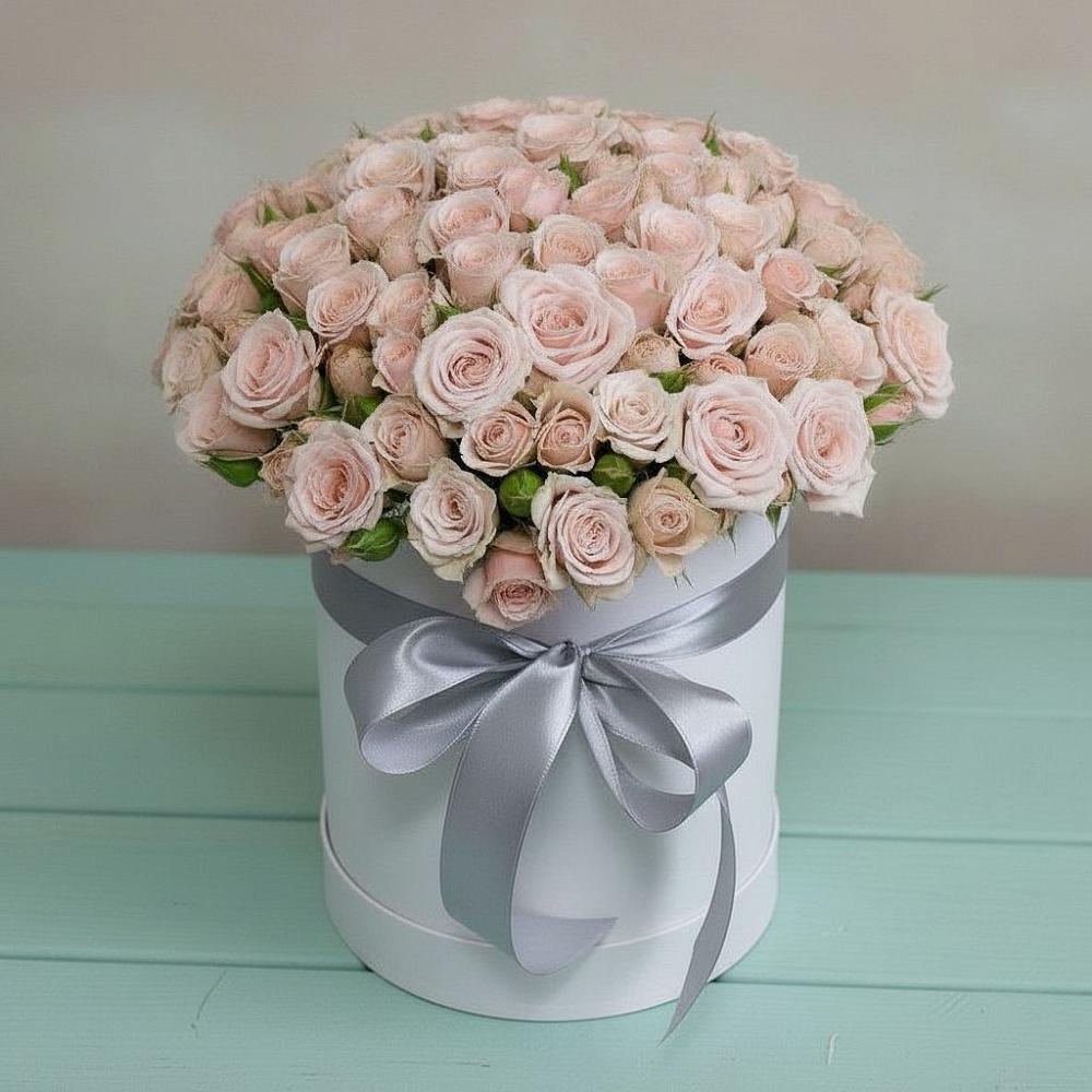 Цветочная композиция из Розы в шляпной коробке в Верхнебаканский